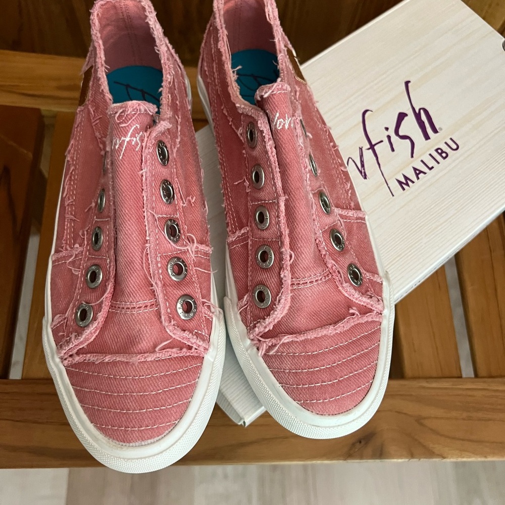 Women’s shoe